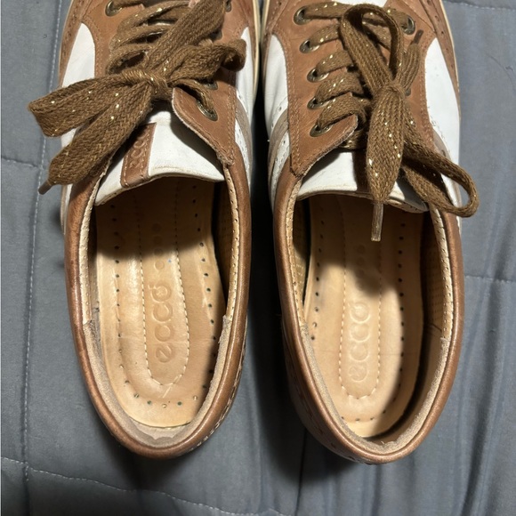 ECCO Women’s Classic Spikeless Wingtip Brown and White Golf Shoes Size 8 - Picture 7 of 8